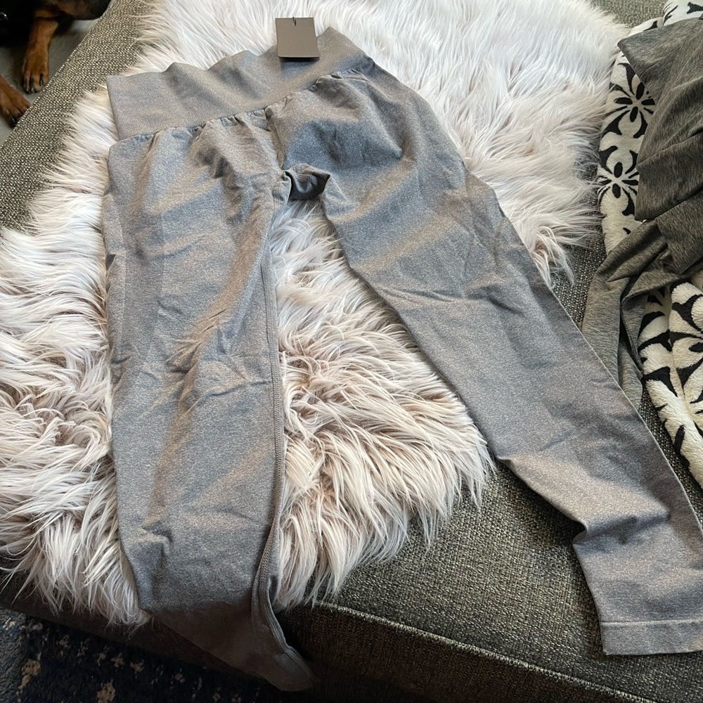 Grey bootie leggings